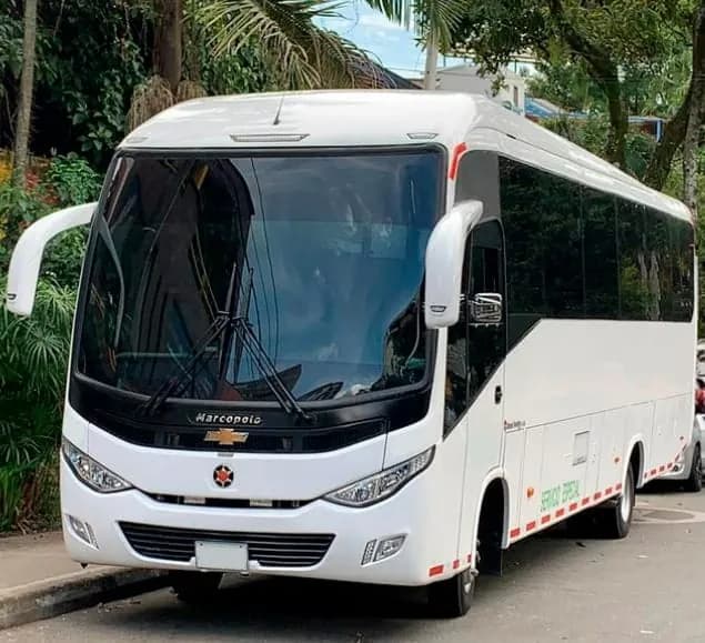 Buseta y minibús — foto 2